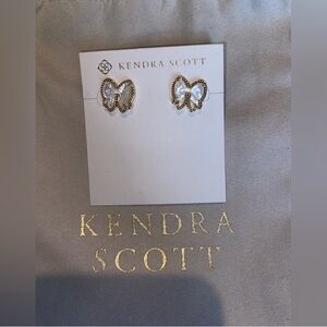 ALREADY SOLD ON MECARI!! Kendra Scott Haley Gold w/Mother of Pearl Bow